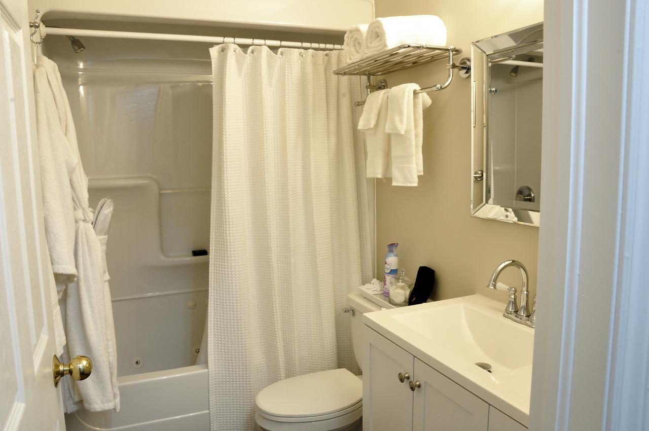 Casa Blanca Boutique Bed & Breakfast Niagara-on-the-Lake Dış mekan fotoğraf
